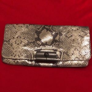 COACH CLUTCH PURSE
